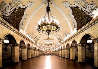 russian-underground-metro.jpg (58141 bytes)